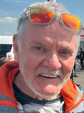 English men looking for love